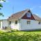 2 Bedroom Nice Home In Ystad