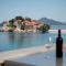 Petra's Beachfront Penthouse - Sveti Stefan