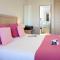 Trinite Hotel - لا ترينيت-سور-مير