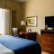 Holiday Inn Express Hotel & Suites Acme-Traverse City, an IHG Hotel - Траверс-Сити