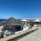 Beach House with Swimming Pool - 孔迪镇