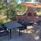 Kin House Guest Suite - Oakhurst