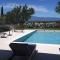 Le Cottage du Chat Blanc, Saint-Didier, Provence, 4 pers, climatisation, piscine
