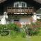 Rosis Cottage