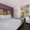 La Quinta Inn by Wyndham West Long Branch NJ Shore Area