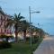 amazing sea cottage "Sleep To The Sound Of The Surf" casetta al mare