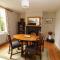2 Ashby Place