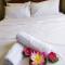 PoolView Resort Batu Ferringhi 502 - 2 Rooms