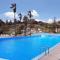 Cresta Beach Studios