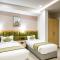 THE M HOTEL