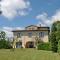 Villa La Valiana - Full Estate in Montepulciano - HEATED POOL