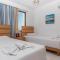 Rododafni Beach Apartments - Пафос