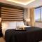 H10 Tribeca