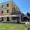 VILLANOVA HOTEL