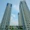 Relax 3BR Apartment at M-Town Residence By Travelio