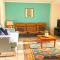 The Poplars, 15,36 Magnus Street - Unit in a great complex with a pool and close to town