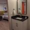 4411 Inn & Suites