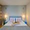 Thalassa mou Seafront suite