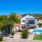 Villa R&B heated pool - Vrpolje