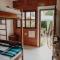 Esperanto Bed & Breakfast Surf Hostel