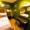 Luxury Travel Emporium LS1 - Luxury City Centre Apartments