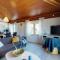 LORA deluxe SUPERIOR 5 star apartment, your piece of heaven by the sea & park with sea & park view