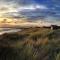 Paradise Beach Surf Bugalow Small