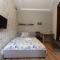 Elena Rooms - Split