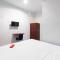 RedDoorz Plus near Soekarno Hatta Airport Taman Mahkota - 当格浪