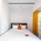 RedDoorz Plus near Soekarno Hatta Airport Taman Mahkota - 当格浪