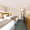 Howard Johnson by Wyndham Downtown Kamloops - Kamloops