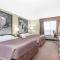 Super 8 by Wyndham Red Lake ON