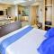 Golden Tulip Balikpapan Hotel & Suites