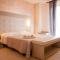 Falcon Hotel