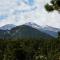 Charming Estes Park Cabin with 2 Private Patios! - استيس بارك