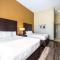 La Quinta by Wyndham Marshall