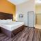 La Quinta by Wyndham Marshall