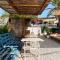 Hostal Illes Pitiüses