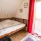 Holiday Home Razglednik