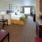 Holiday Inn Express Hotel & Suites Syracuse North Airport Area, an IHG Hotel - Cicero