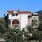 Apartments with parking space Grebastica, Sibenik - 4252