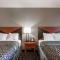Days Inn & Suites by Wyndham Lancaster Amish Country - Lancaster
