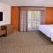 Holiday Inn Express Hotel & Suites Arcata/Eureka-Airport Area by IHG - مكينليفيل