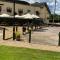Greyhound Country Inn