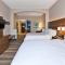 Holiday Inn Express Hotel & Suites Warminster-Horsham, an IHG Hotel - Warminster