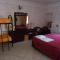 LElefantino - Bed and Book