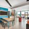 Avid Hotel Cedar Rapids South - Arpt Area by IHG