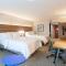 Holiday Inn Express & Suites Arlington North – Stadium Area, an IHG Hotel