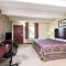 Super 8 by Wyndham Beaver Falls