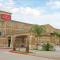 Ramada by Wyndham South Waco - Hewitt